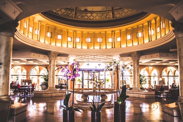 Lobby of Gran Hotel Atlantis Bahía Real