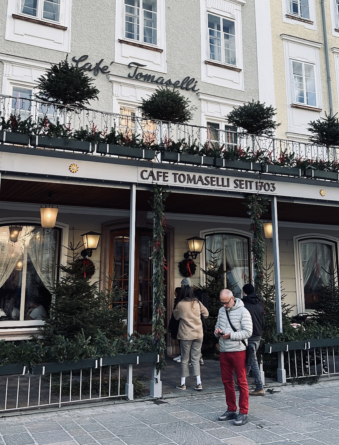 Café Tomaselli, Austria