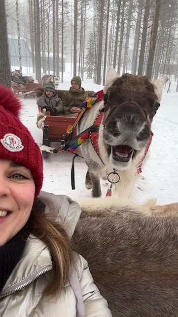 Santa’s Reindeer Sleigh Ride